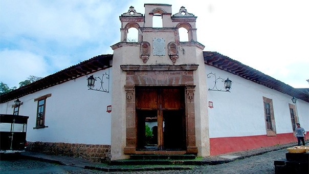 Museo de Artes e Industrias Populares
