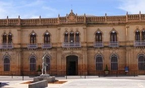 Alvarado Palace