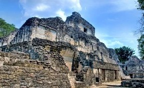 Qué hacer en Zona Arqueológica de Becán, Xpujil