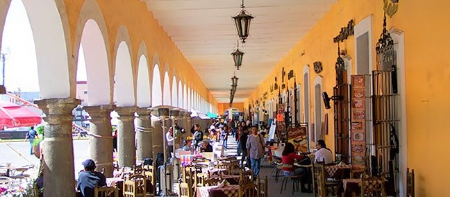 Portal Guerrero , Cholula