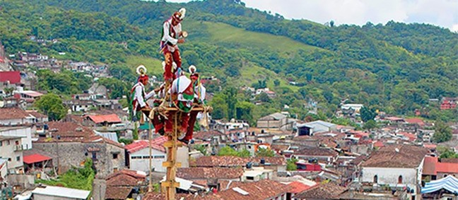 Cuetzalan Flying People
