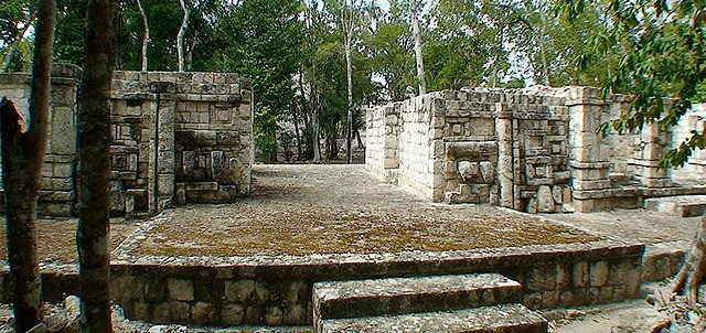 Zona Arqueológica de Santa Rosa Xtampak, Hopelchén