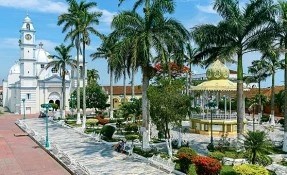 Qué hacer en Plaza Zaragoza, Tlacotalpan
