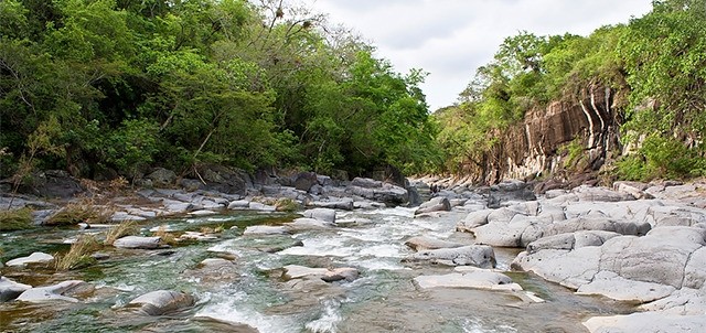Río de Tancoco, Cerro Azul