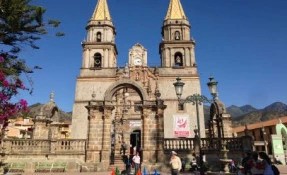 What to do in Basílica de Nuestra Señora de Talpa, Talpa de Allende