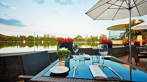 LagoAlgo Restaurant