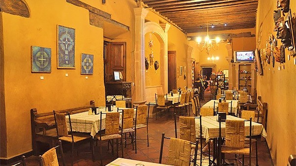 Restaurante La Surtidora