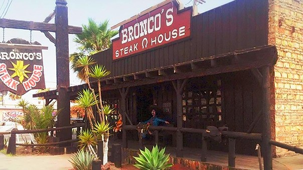 Restaurante Bronco's Steakhouse