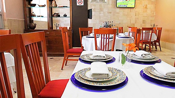 Nicos Restaurant