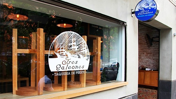 Tres Galeones Restaurant