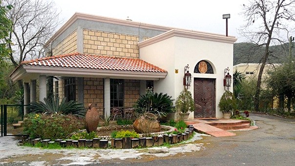 El Mexikanísimo Restaurant