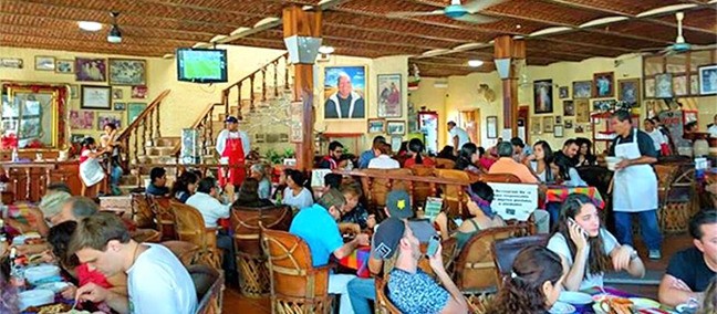 Birriería Chololo Restaurant, Tlaquepaque, Jalisco, México | ZonaTuristica