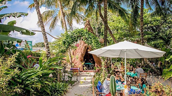 El Manatí Restaurant