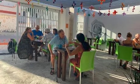 Lola y Moya Restaurant