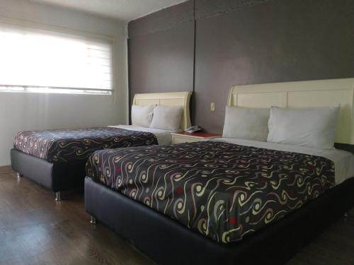 Boulevard Motel, Mexicali