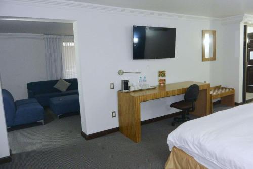 Radisson Del Rey, Toluca