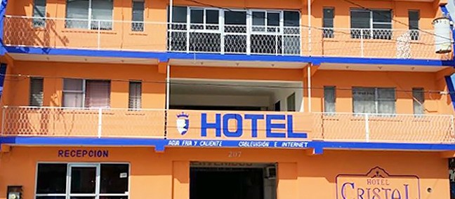 Cristal, Chetumal
