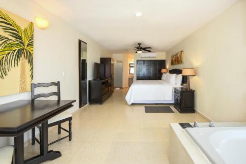 Hidden Beach Resort, Kantenah