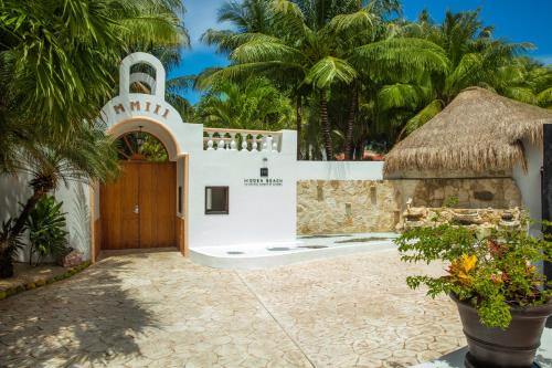 Hidden Beach Resort, Kantenah
