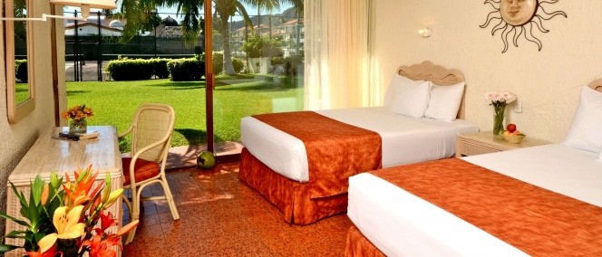 Cabo Blanco Hotel and Marina, Barra de Navidad