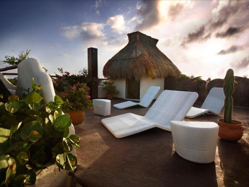 Kinbé, Playa del Carmen