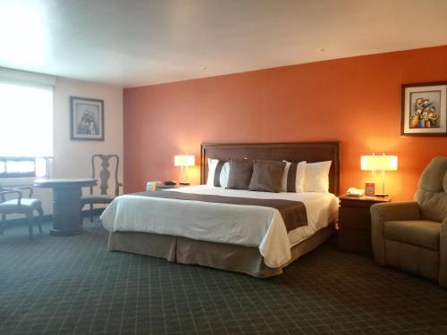Mision Express Pachuca, Pachuca