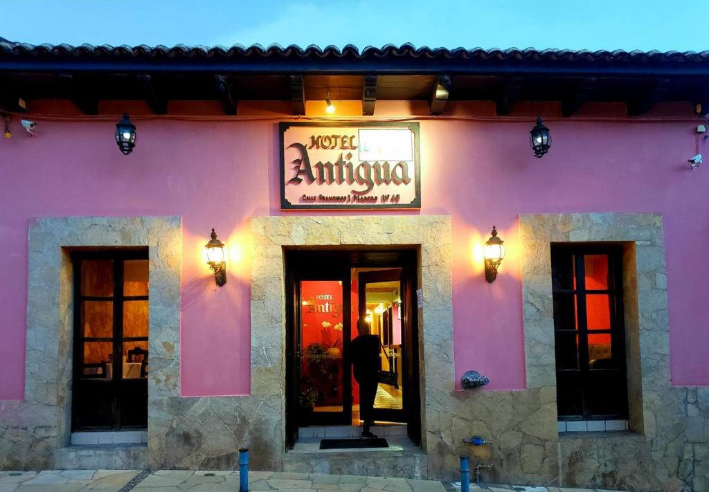 Antigua, San Cristóbal de las Casas