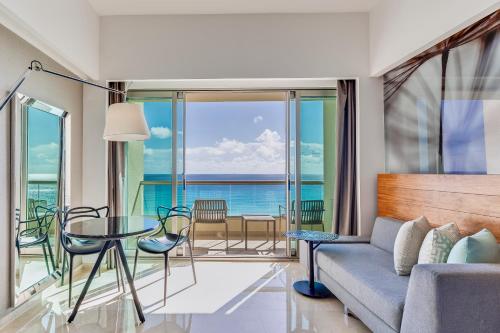 Live Aqua Beach Resort Cancún, Cancún