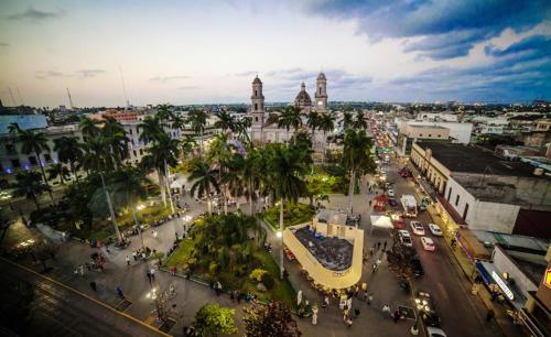 Inglaterra, Tampico