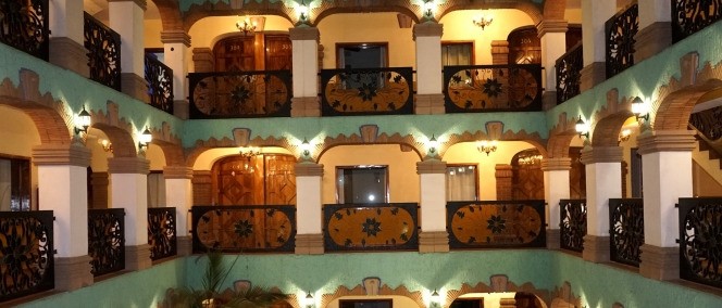 Gran Hotel Clásico, Huetamo de Núñez