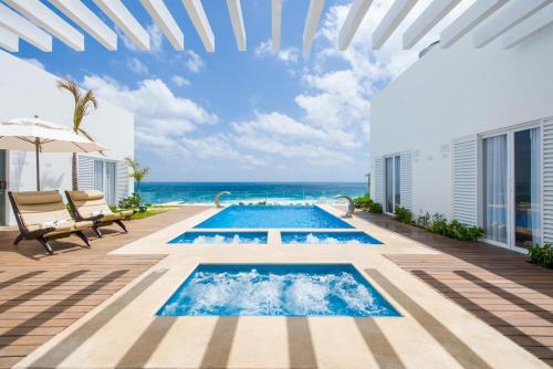 Óleo Cancún Playa, Cancún