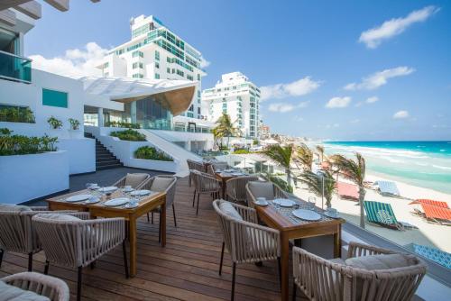 Óleo Cancún Playa, Cancún