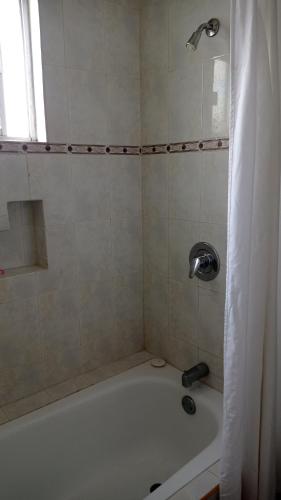 Confort Ejecutivo Suites Linda Vista, Monterrey