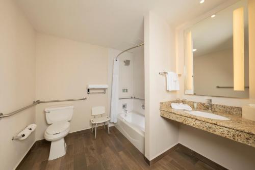 Courtyard by Marriott San Luis Potosí, San Luis Potosí