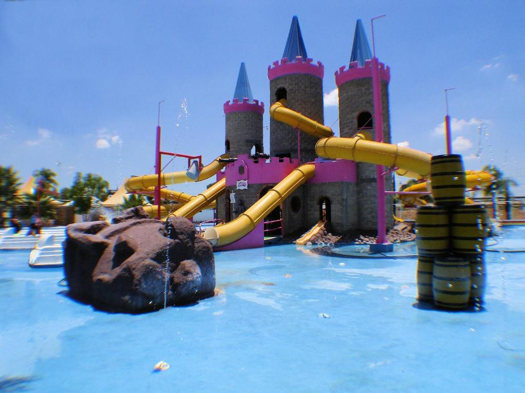 Splash Inn, Silao