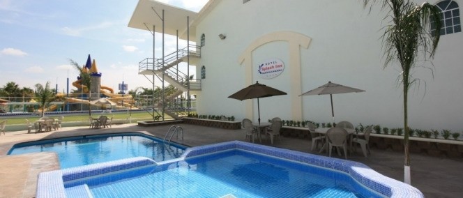 Splash Inn, Silao