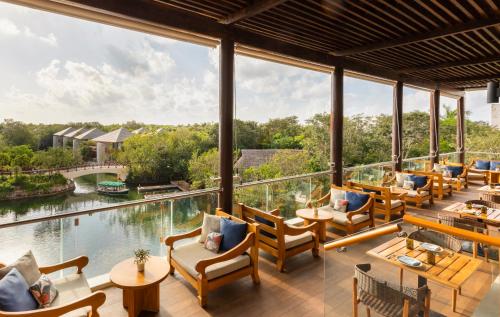 Fairmont Mayakoba, Mayakoba