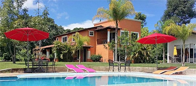 Villa Cantabria, Mascota