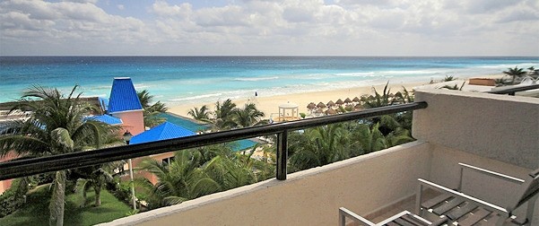 Golden Parnassus, Cancún