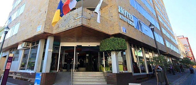 Universo, Guadalajara
