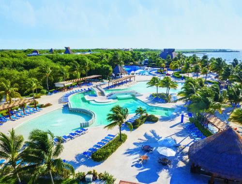 BlueBay Grand Esmeralda, Playa del Carmen