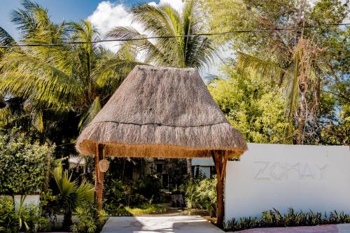 Zomay, Holbox