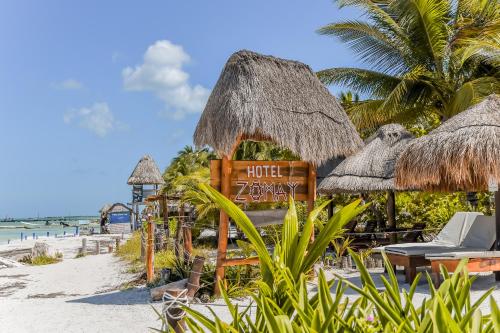 Zomay, Holbox
