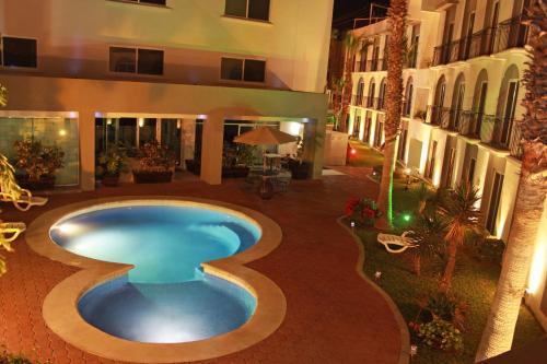 Seven Crown Express and Suites, Los Cabos
