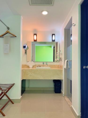Seven Crown Express and Suites, Los Cabos