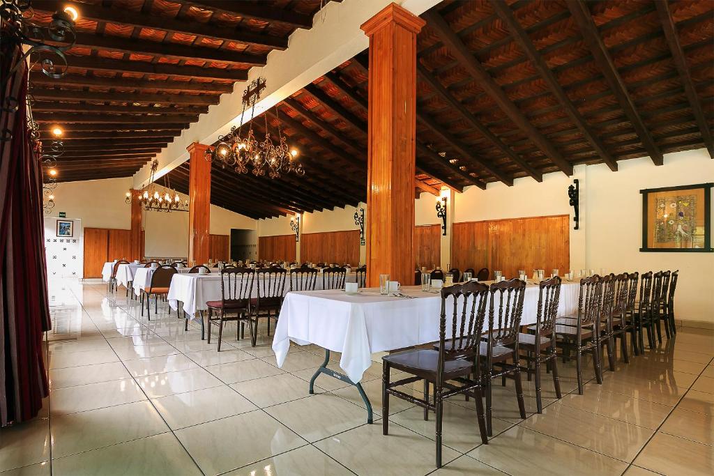 Pie de la Sierra, Uruapan