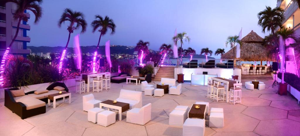HS Hotsson Smart Acapulco, Acapulco