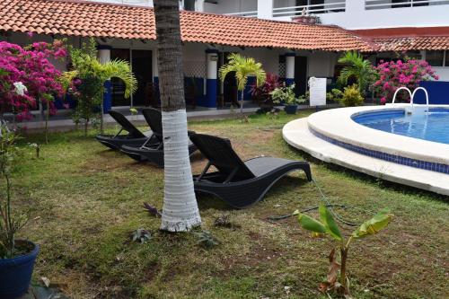 Plaza Almendros, Isla Mujeres