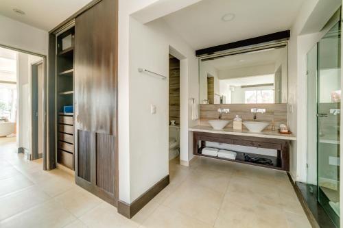 Pueblito Escondido, Playa del Carmen