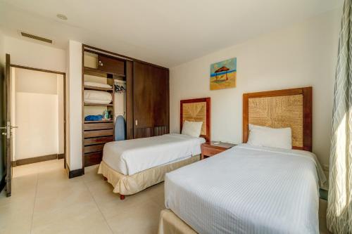 Pueblito Escondido, Playa del Carmen